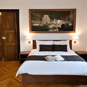 Zois Apartment Ljubljana
